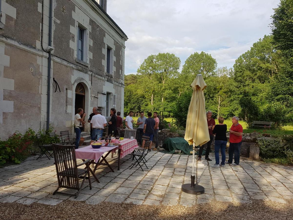 Le Moulin Du Bourg Hotel Epeigne-les-Bois Eksteriør billede