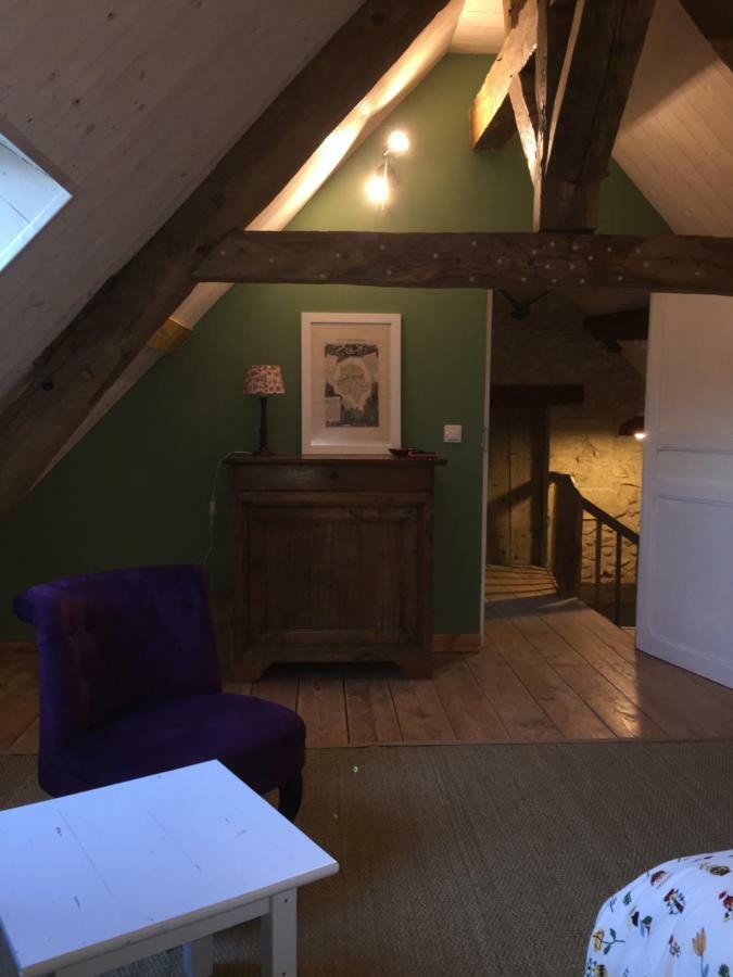 Le Moulin Du Bourg Hotel Epeigne-les-Bois Eksteriør billede