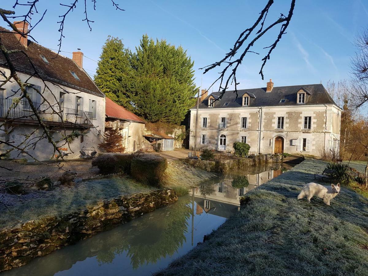 Le Moulin Du Bourg Hotel Epeigne-les-Bois Eksteriør billede